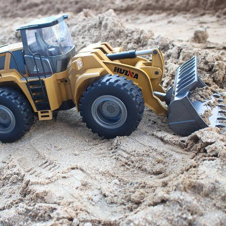 Huina 1583 bulldozer Radio Control Excavator hire