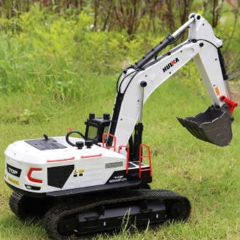 Huina 1594 Radio Controlled digger party kent